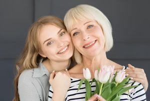 Sağlıklı Menopoz İçin 10 Adım Menopoz dönemi tıpkı bebeklik, ergenlik,